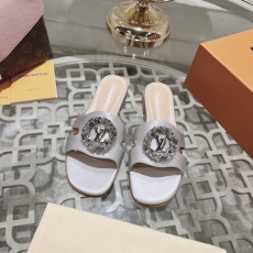 Louis Vuitton Slippers